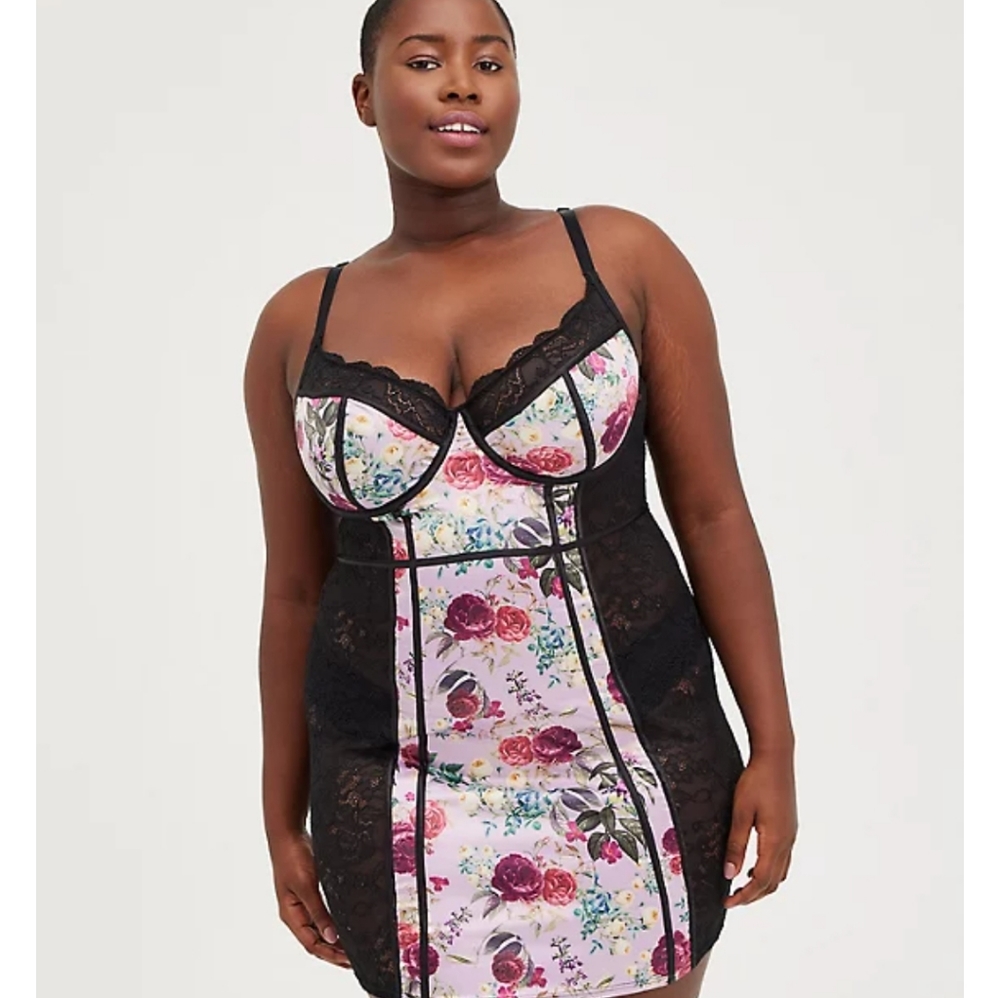 Torrid Chemise - Satin & Lace Underwire Floral Pink, Size 4